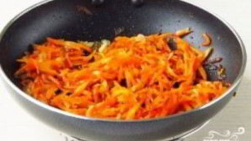 борщ с кислой капустой и свеклой