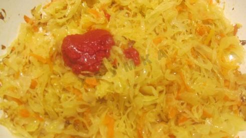 борщ с квашеной капустой и свеклой