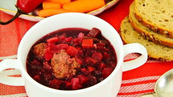 Рецепт Борща с шампиньонами и кабачками