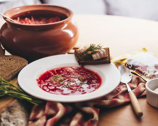 Борщ в горшочке