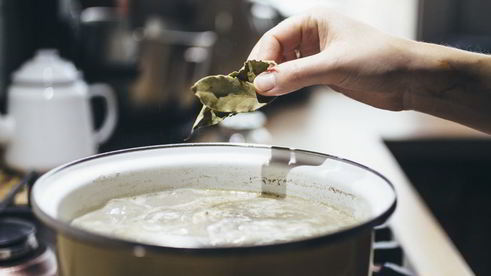 борщ в горшочке