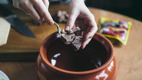 борщ в горшочке