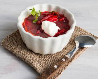 Холодный борщ на минеральной воде