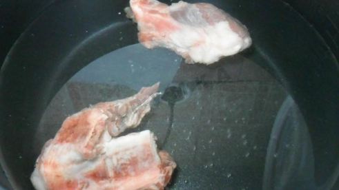 зеленый борщ с щавелем в мультиварке