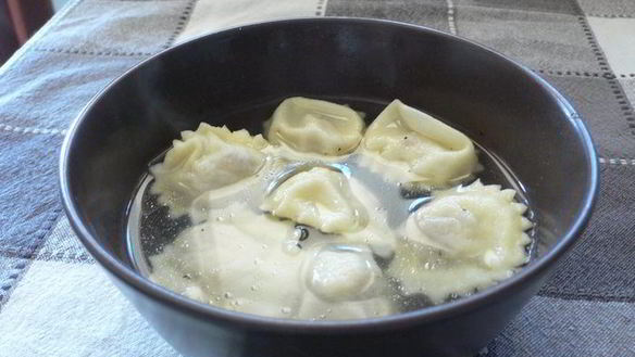 Рецепт Анолини в бульоне по-пьячентски