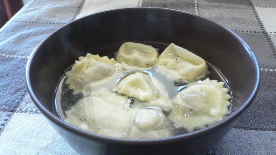 Рецепт анолини в бульоне по-пьячентски