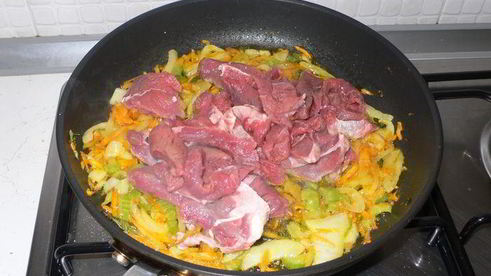 анолини в бульоне по-пьячентски