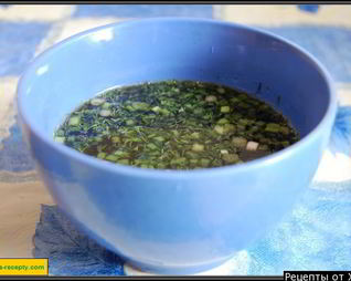 Бульон грибной с луком