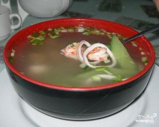 Бульон из сушеных трепангов и курицы