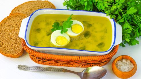 бульон с яйцом
