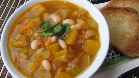 Рецепт Фасолевого супа на курином бульоне