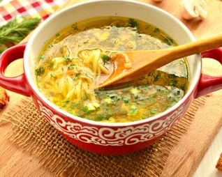 Грибной суп-лапша на курином бульоне