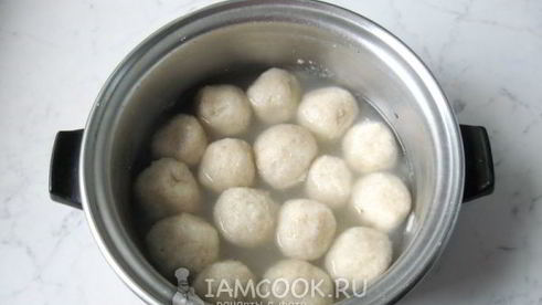 куриный бульон с галушками из лаваша