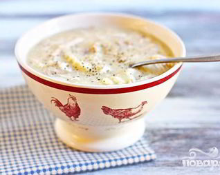 Куриный бульон с клецками