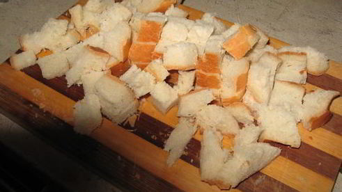 куриный бульон с сухариками по-быстренькому