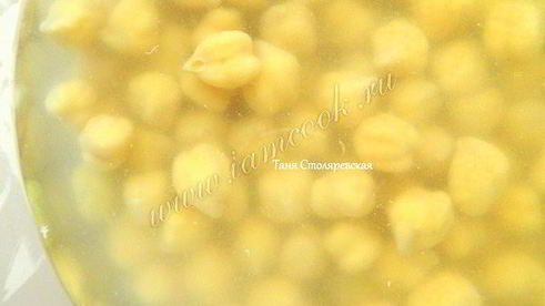 нутовый суп на курином бульоне