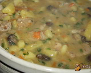 Рагу с телятиной на курином бульоне