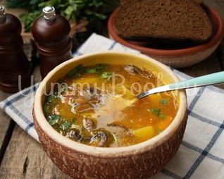 Горохово-грибной суп