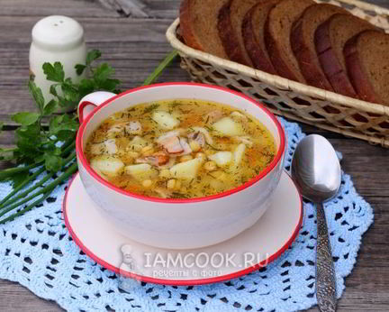 Гороховый суп с копченостями в мультиварке