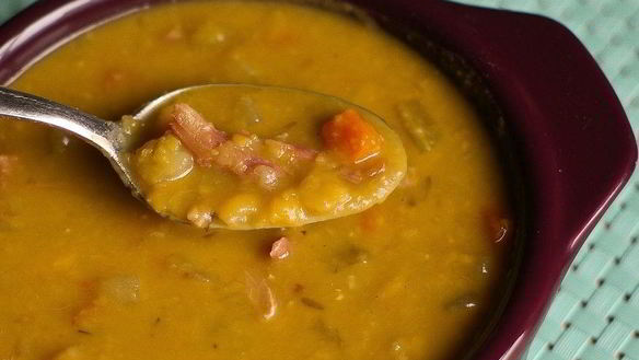 Рецепт Горохового супа с копчеными крылышками