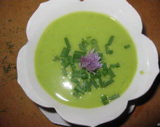 Суп из молодого гороха