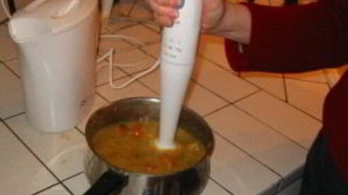 суп с горохом и окороком