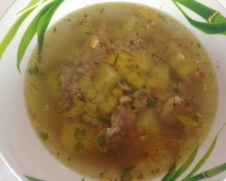 Гречневый суп со свининой