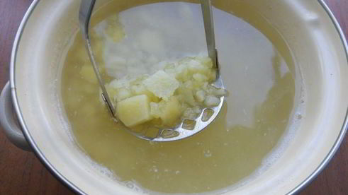 картофельный суп с фаршем и вермишелью