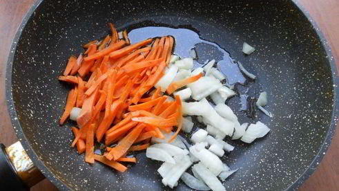 картофельный суп с фаршем и вермишелью