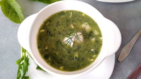 холодник на квасе со шпинатом