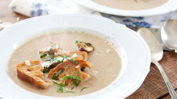 Рецепт Крема-супа из шампиньонов с хрустящими гренками
