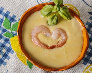 Кукурузный крем-суп с креветками