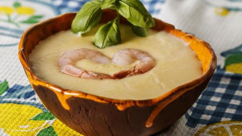 кукурузный крем-суп с креветками