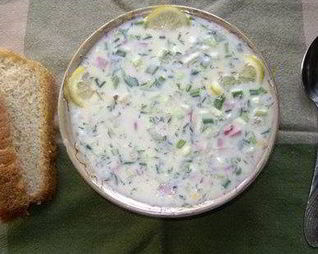 Окрошка на кефире овощная