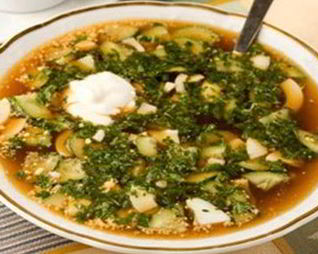 Овощная окрошка с кальмарами на квасе