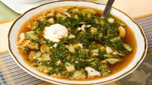 Рецепт Овощной окрошки с кальмарами на квасе