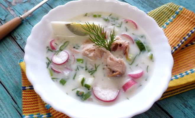 Овощная окрошка с тунцом