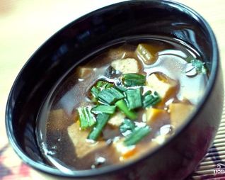 Овощной мисо-суп