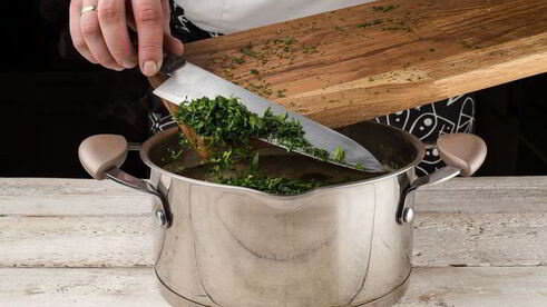 овощной суп с зеленым горошком