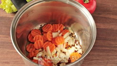 постный овощной суп с сельдереем