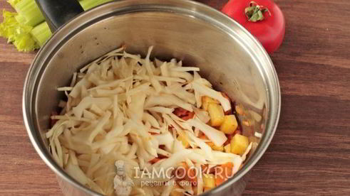 постный овощной суп с сельдереем