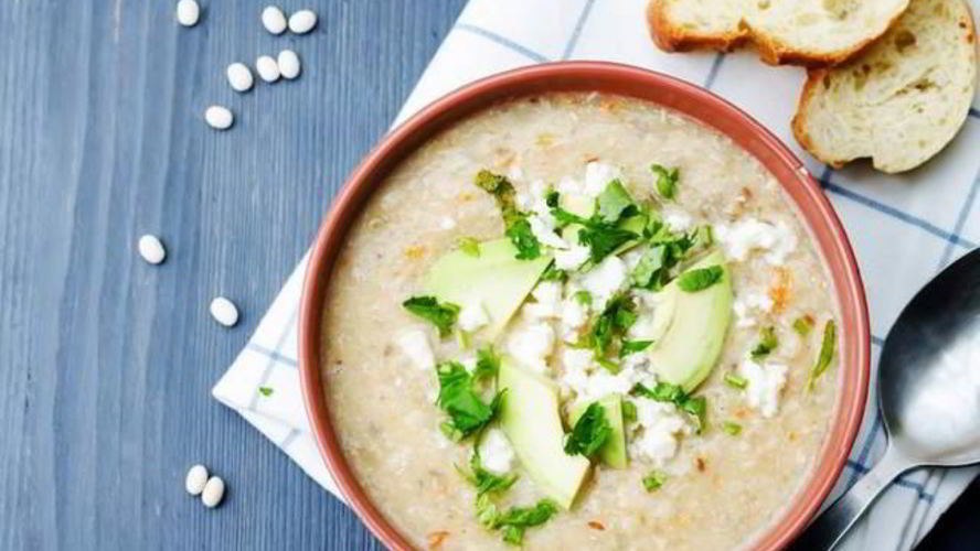 Рецепт рассольника с маринованными кабачками и кукурузной крупой