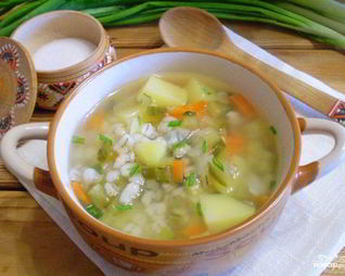 Рассольник с перловкой
