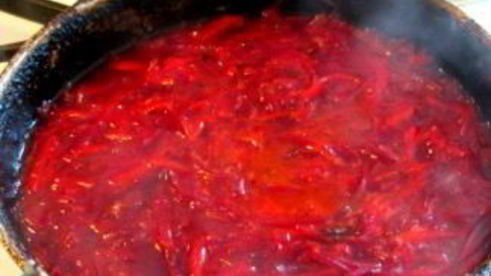 щи из красной капусты