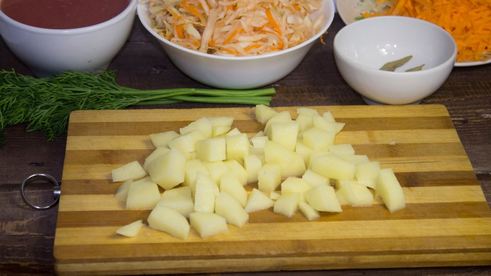 щи из квашеной капусты с говядиной