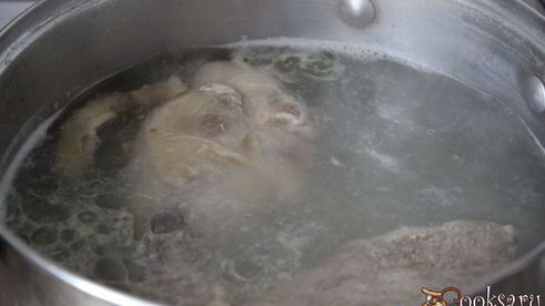 щи из свежей капусты с нутом