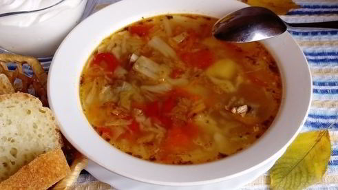 щи со свиными ребрышками