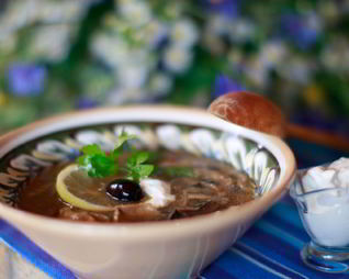 Грибная солянка с капустой