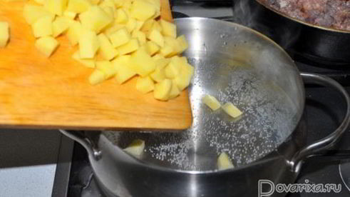 солянка с тушенкой