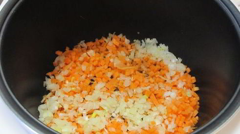 суп грибной с весенним хлебом